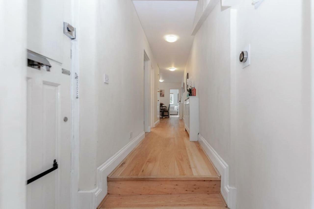 3 Bedroom Garden Flat - Central Location London Eksteriør billede