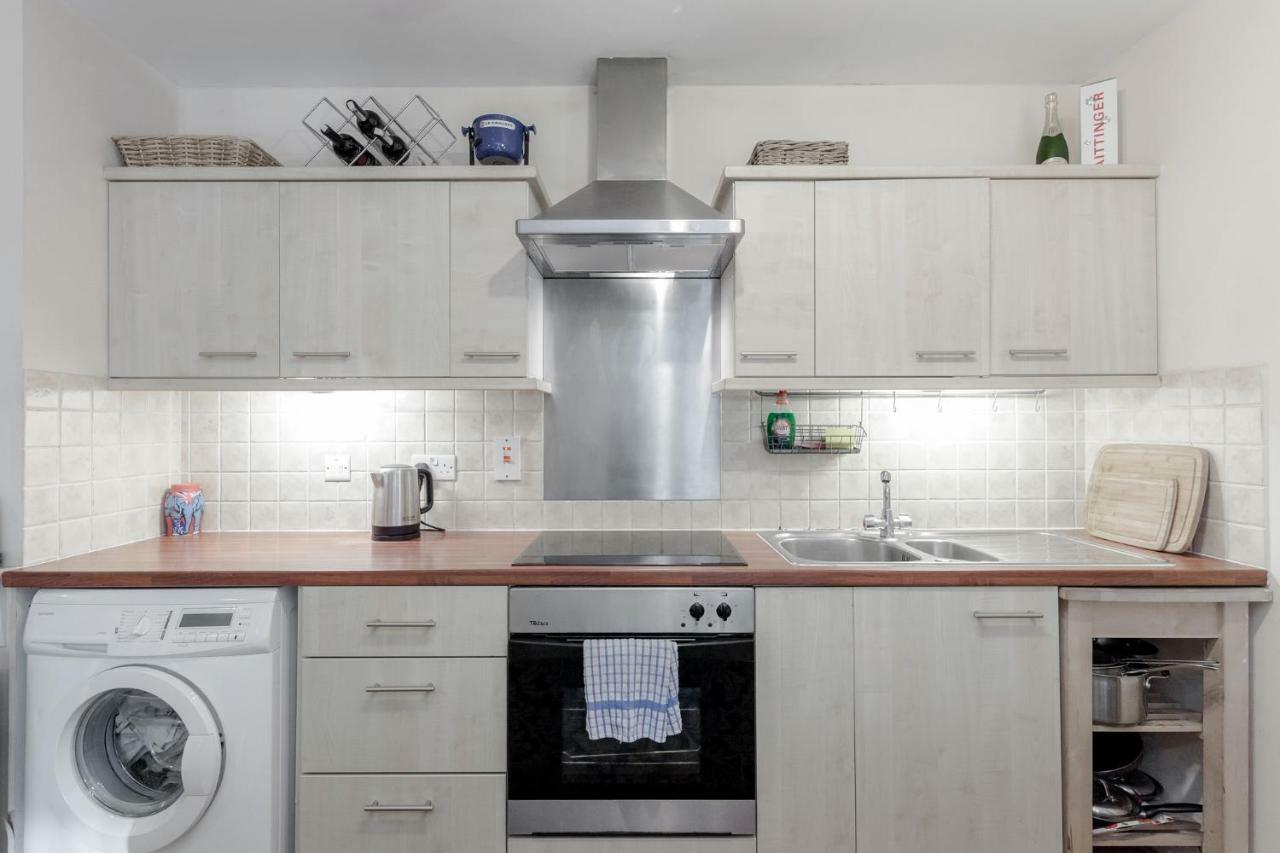 3 Bedroom Garden Flat - Central Location London Eksteriør billede
